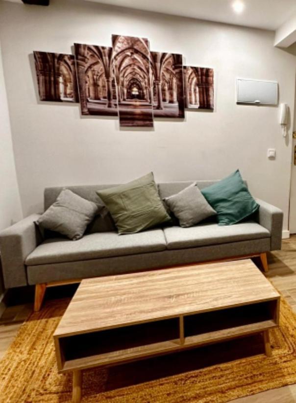 Atuaire Home Los Arcos En El Centro Historico De Burgo Dış mekan fotoğraf